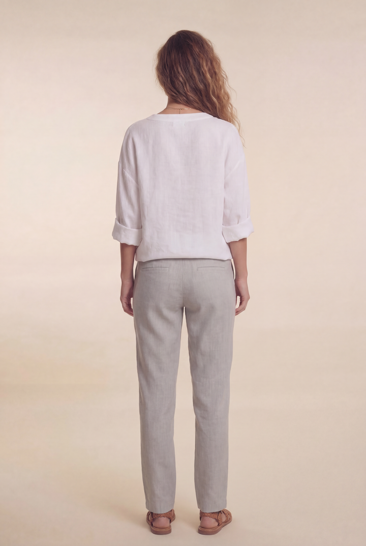Elira | Relaxed Button Blouse