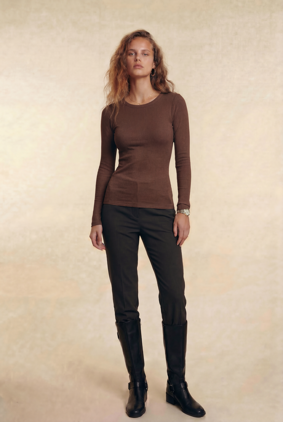 Davina | Slim-Fit Crewneck Top