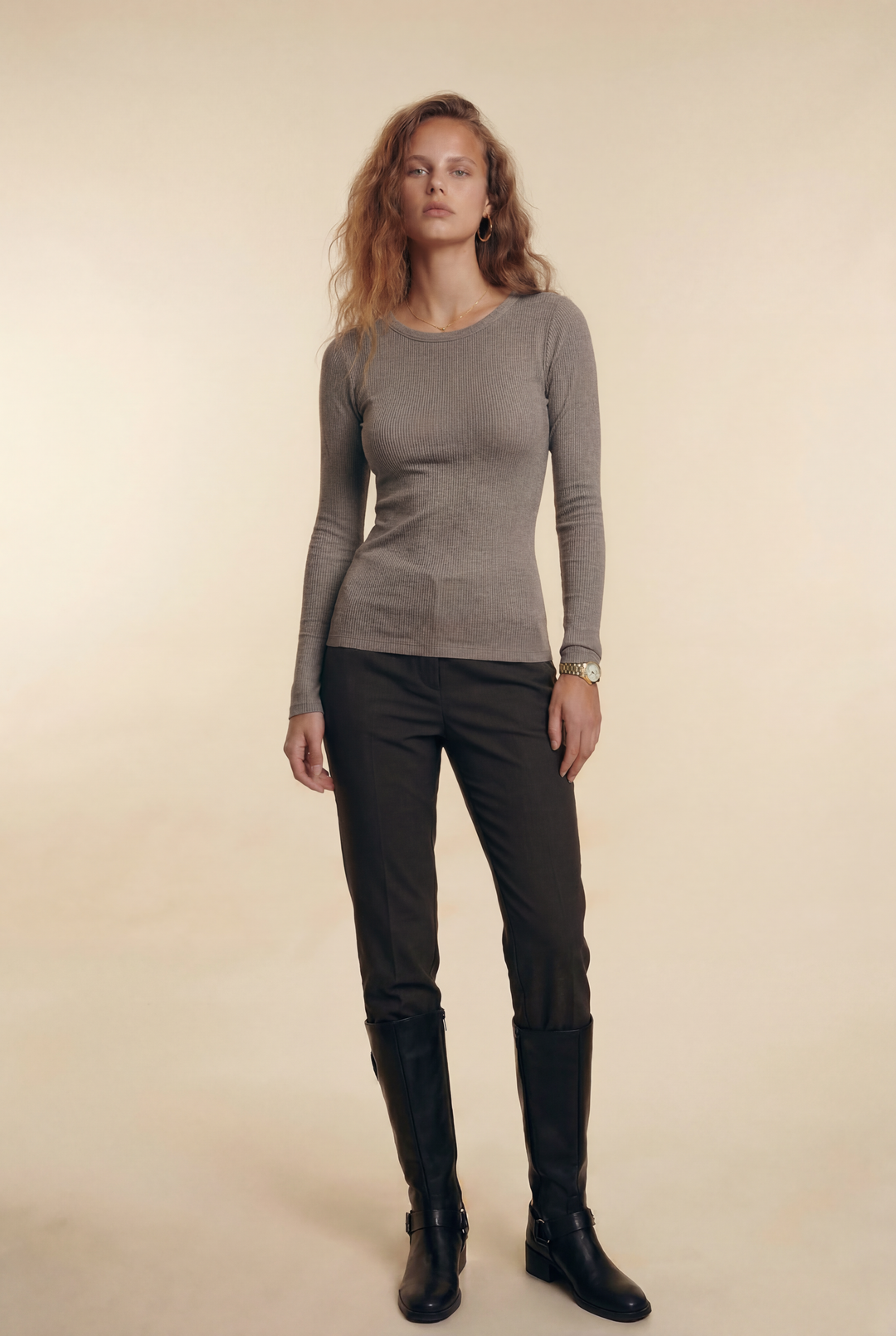 Davina | Slim-Fit Crewneck Top