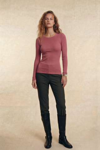 Davina | Slim-Fit Crewneck Top